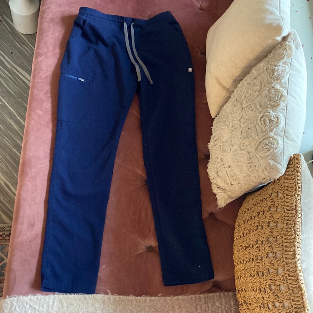 Figs YOLA skinny scrub pants - NAVY